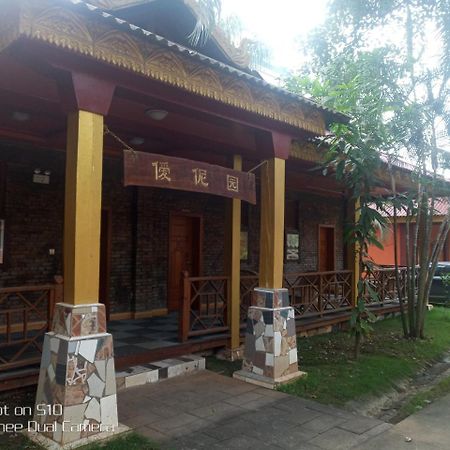 Xishuangbanna Daile Villa Hotel Jinghong Exterior photo